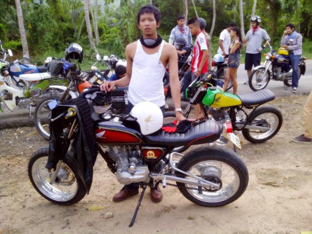 Name:  384914_265752986808477_100001213329384_822378_1405494102_n.jpg
Views: 1531
Size:  71.5 KB