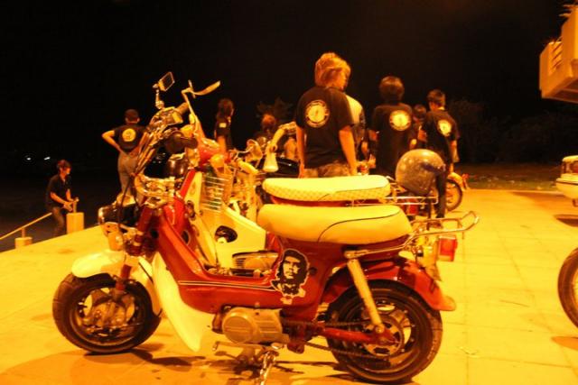 Name:  223496_145429448858535_100001744438399_263917_6936120_n.jpg
Views: 632
Size:  42.2 KB