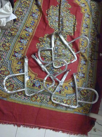 Name:  20110814971.jpg
Views: 344
Size:  48.4 KB