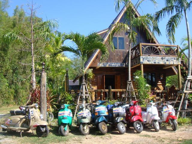 Name:  DSC03120.jpg
Views: 745
Size:  90.6 KB