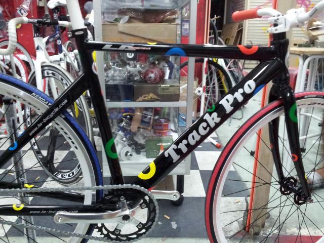 Name:  2011-12-14 00.30.06.jpg
Views: 1456
Size:  72.6 KB