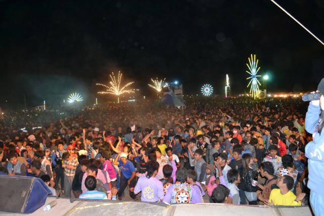 Name:  Copy of DSC_1090.jpg
Views: 194
Size:  47.4 KB