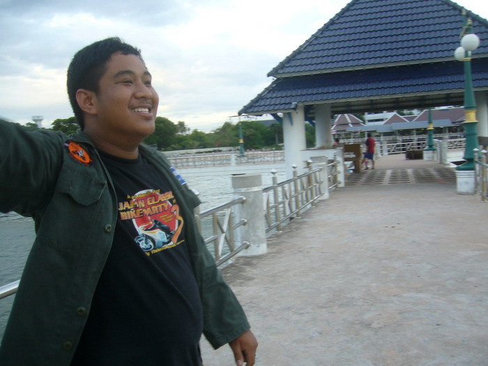 Name:  P1050797.jpg
Views: 87
Size:  100.8 KB