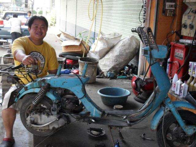 Name:  401611_215862065160369_100002097322752_492378_198468765_n.jpg
Views: 1075
Size:  57.0 KB