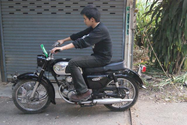 Name:  DSC08593.jpg
Views: 563
Size:  54.2 KB