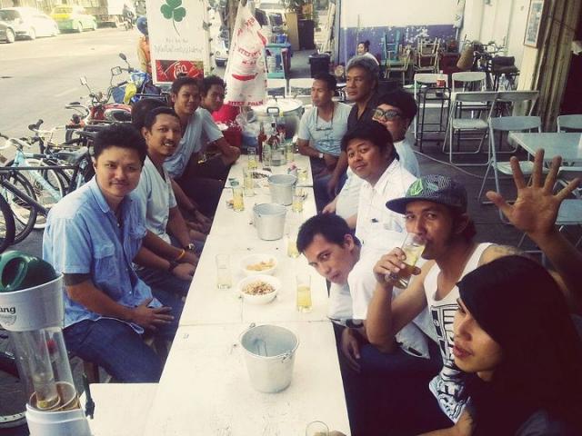 Name:  406647_257377464329713_100001723856068_602544_1289130659_n.jpg
Views: 277
Size:  57.6 KB
