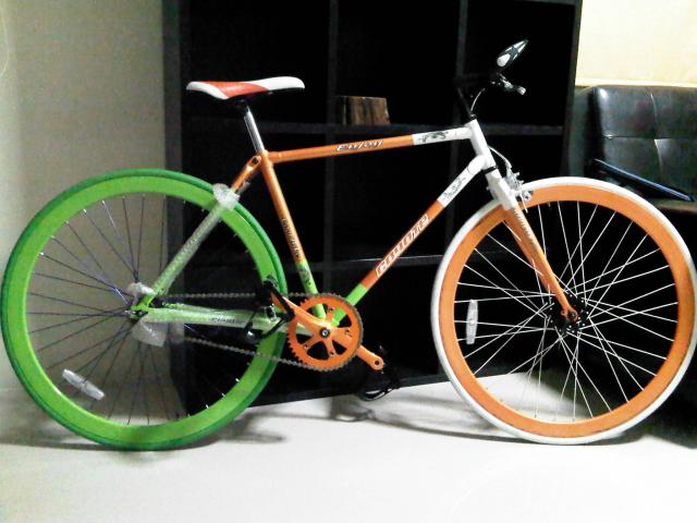 Name:  IMG00651-20111120-2340.jpg
Views: 2549
Size:  46.5 KB