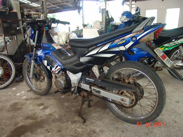 Name:  DSC03476.jpg
Views: 539
Size:  64.6 KB