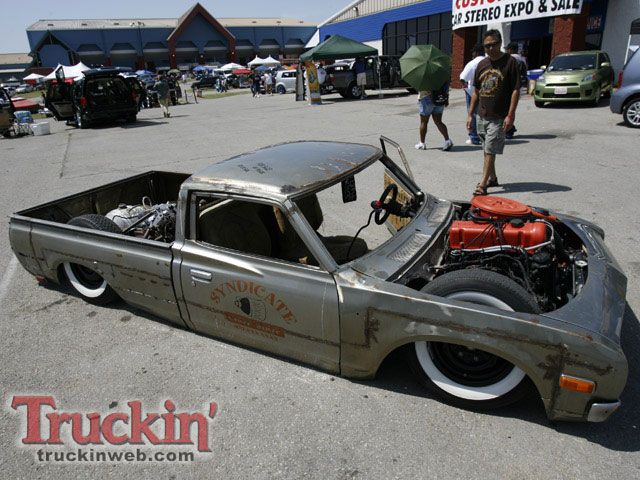 Name:  0907trweb_017_z+2009_texas_heatwave_truck_show+chopped_datsun_pickup_right.jpg
Views: 1505
Size:  77.3 KB