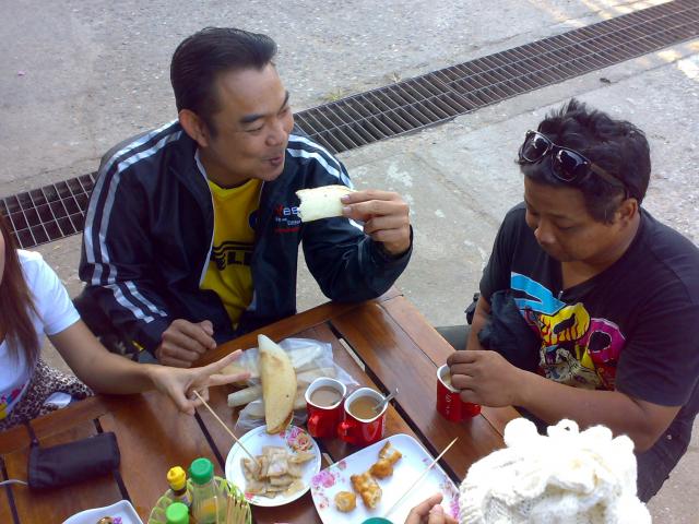 Name:  10122011397.jpg
Views: 598
Size:  58.5 KB