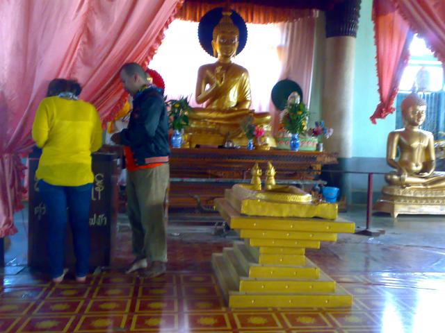 Name:  10122011409.jpg
Views: 603
Size:  47.4 KB
