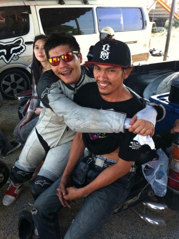 Name:  394692_229922397086090_100002049931267_521734_1803439619_n.jpg
Views: 602
Size:  35.2 KB