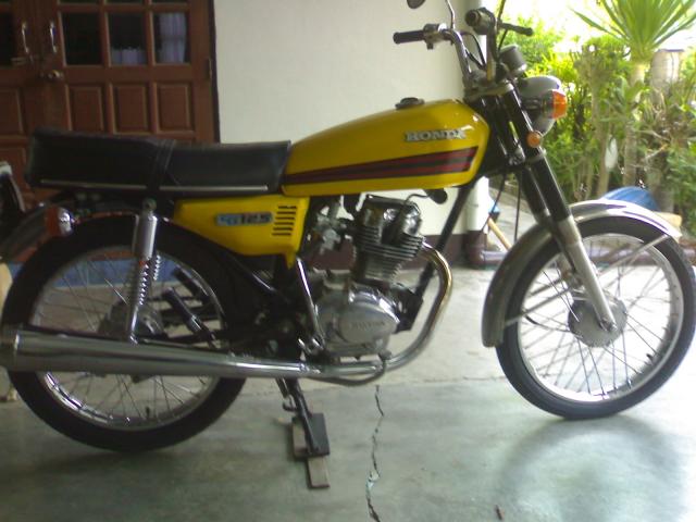 Name:  22052011618.jpg
Views: 693
Size:  43.3 KB