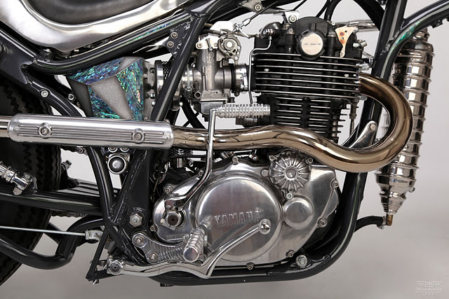 Name:  Yamaha-SR400-Clock-Work-by-Motor-Rock-6.jpg
Views: 117
Size:  114.2 KB