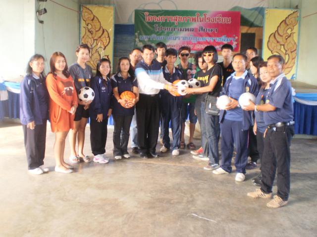 Name:  PA040032.jpg
Views: 285
Size:  49.5 KB