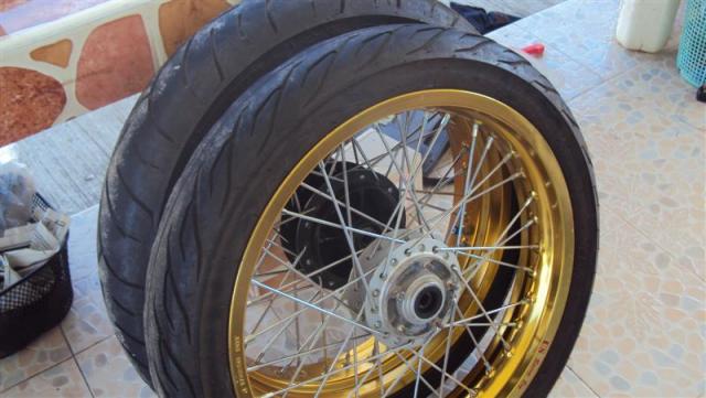 Name:  ͺ˹17x2.50 ѧ17x3.50.jpg
Views: 3877
Size:  39.8 KB