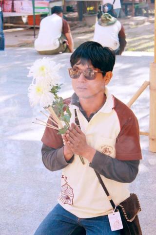 Name:  429103_283906508343475_100001723856068_664352_1471996566_n.jpg
Views: 349
Size:  25.2 KB