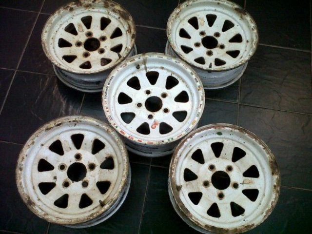 Name:  404665_1766298212887_1702137224_899925_141541572.jpg
Views: 1100
Size:  65.3 KB