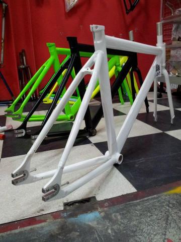 Name:  426485_342071065816091_100000396005518_1128430_1962134520_n[1].jpg
Views: 1259
Size:  32.5 KB