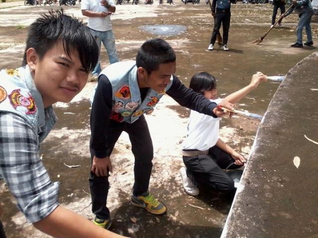 Name:  sss.jpg
Views: 286
Size:  59.8 KB