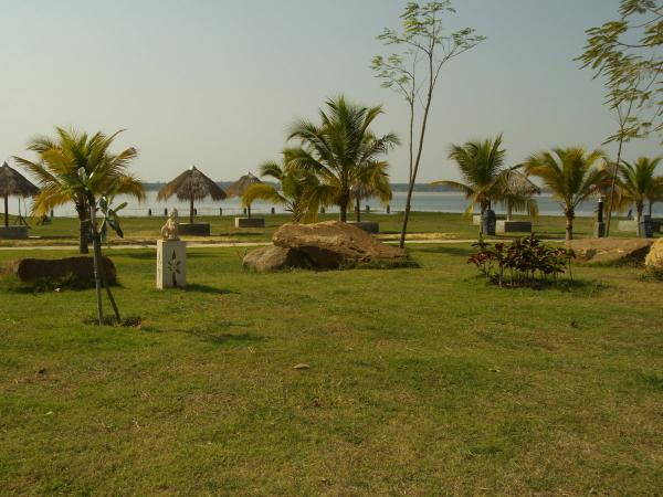 Name:  32_big.jpg
Views: 562
Size:  47.1 KB