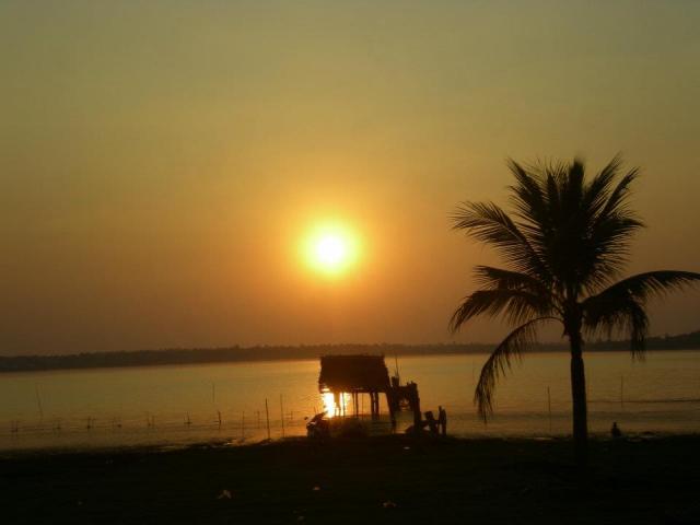 Name:  427615_235751459843562_100002261306181_535312_1253769759_n.jpg
Views: 169
Size:  20.2 KB