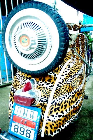 Name:  396592_2451690941759_1536574078_31754307_147135818_n.jpg
Views: 768
Size:  49.2 KB