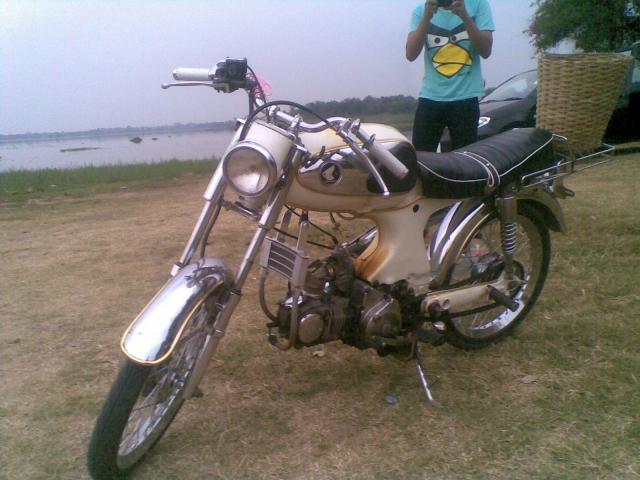 Name:  23022012(006).jpg
Views: 3473
Size:  47.7 KB