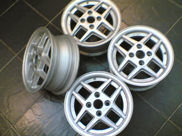 Name:  28092011_002.jpg
Views: 592
Size:  74.1 KB