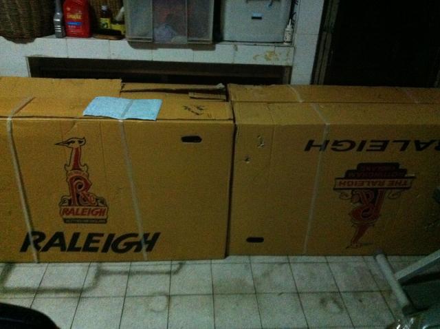 Name:  Photo 3-3-2555, 20 49 08.jpg
Views: 197
Size:  39.0 KB