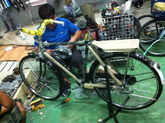 Name:  Photo 3-3-2555, 19 24 54.jpg
Views: 206
Size:  67.0 KB