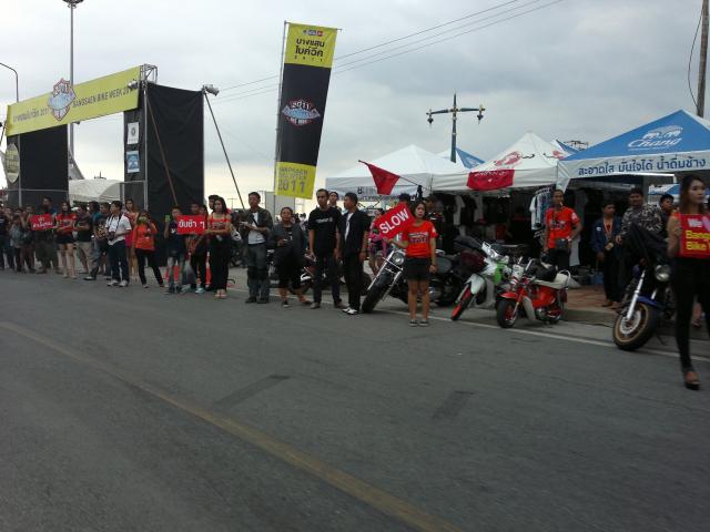 Name:  10032012163.jpg
Views: 724
Size:  40.8 KB