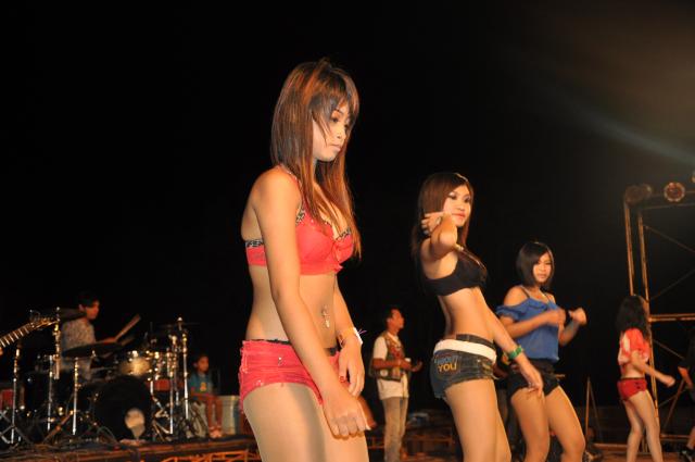 Name:  DSC_0350.jpg
Views: 513
Size:  29.5 KB