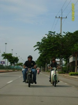 Name:  S5000043_resize.JPG
Views: 234
Size:  38.0 KB