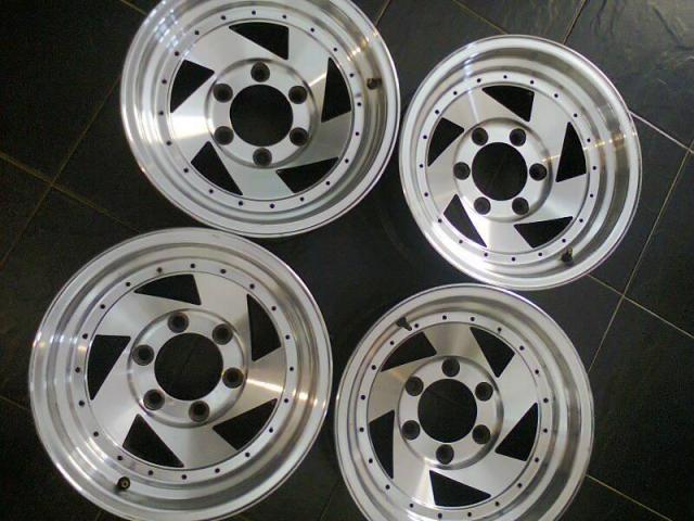 Name:  537100_1974123808397_1702137224_970614_1794695268_n.jpg
Views: 311
Size:  53.2 KB