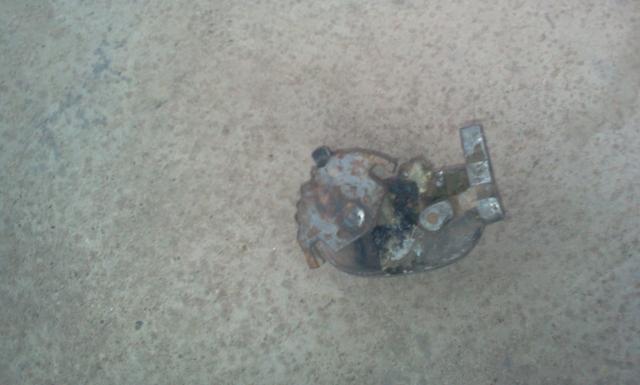 Name:  2012-04-01 12.36.45.jpg
Views: 370
Size:  28.0 KB