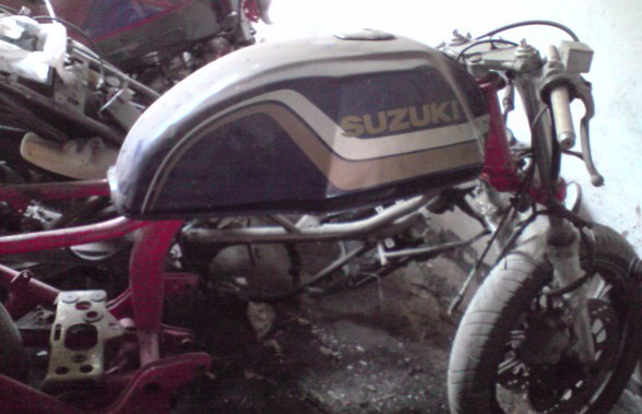 Name:  GL500 - ѧ GX 750.jpg
Views: 2335
Size:  71.0 KB