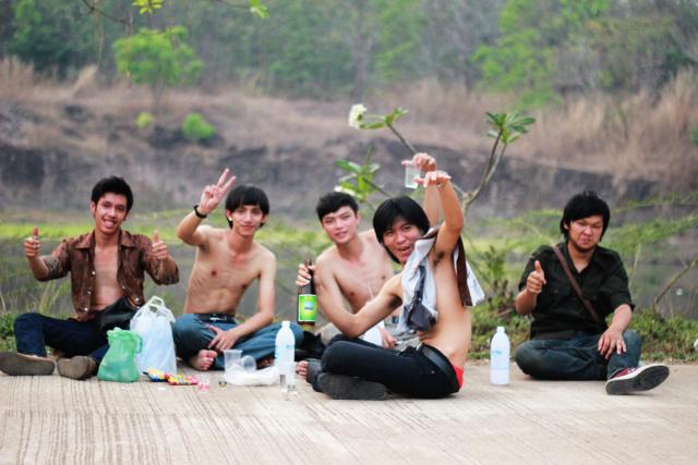 Name:  IMG_0524.jpg
Views: 263
Size:  42.8 KB