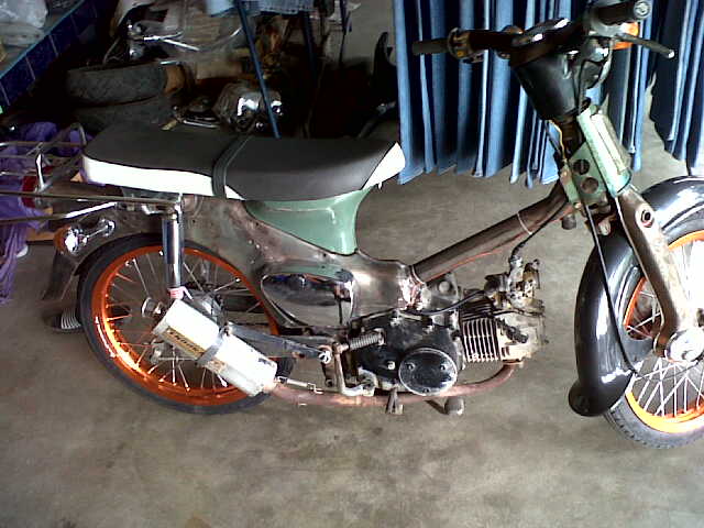 Name:  IMG00126-20120404-1133.jpg
Views: 517
Size:  46.1 KB