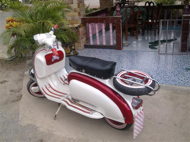 Name:  05042012007 (Small).jpg
Views: 3941
Size:  72.5 KB
