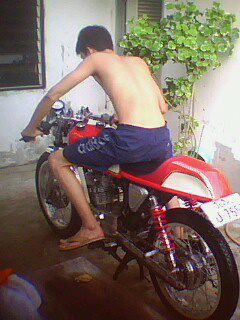 Name:  421370_3466848272959_1323609609_33405847_1195700170_n.jpg
Views: 523
Size:  20.5 KB