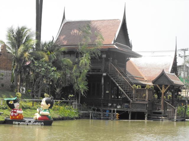 Name:  DSCF0053.jpg
Views: 362
Size:  53.7 KB