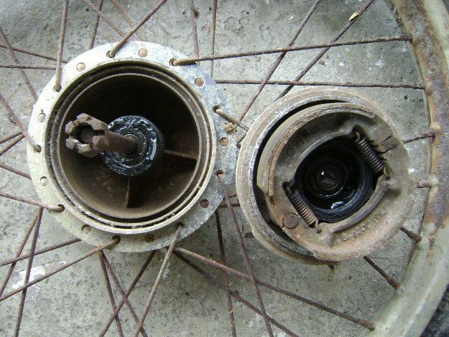 Name:  295038_2654471380356_1812987327_1621361_1040364454_n.jpg
Views: 413
Size:  90.9 KB