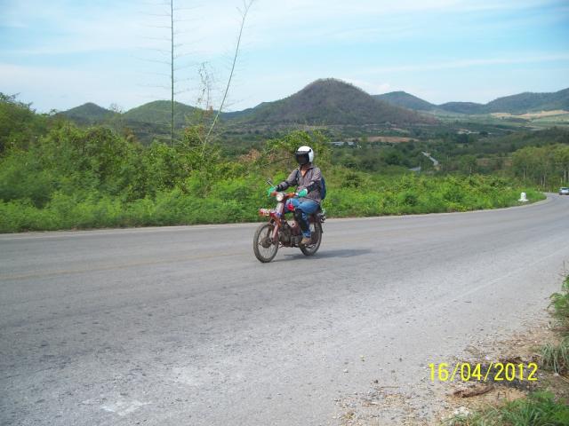 Name:  4-775-7888.jpg
Views: 829
Size:  45.7 KB