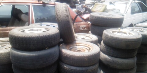 Name:  280412-111043.jpg
Views: 936
Size:  29.9 KB