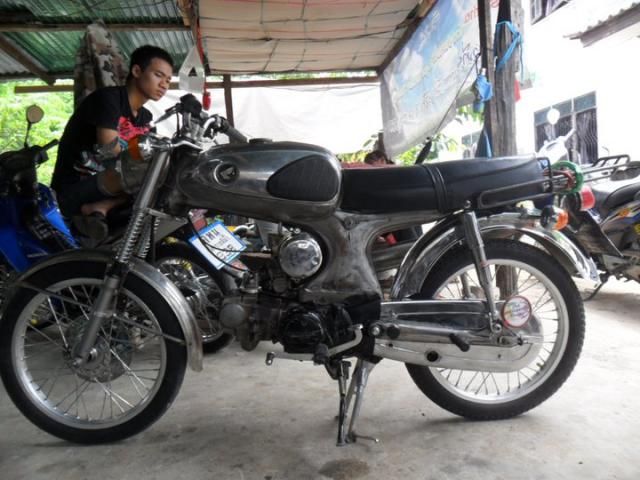 Name:  s90-2.jpg
Views: 342
Size:  53.7 KB