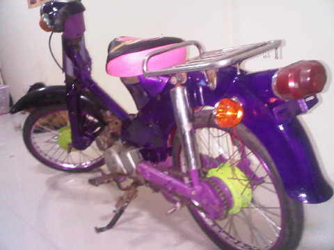 Name:  IMG01462-20120428-1857.jpg
Views: 212
Size:  17.6 KB