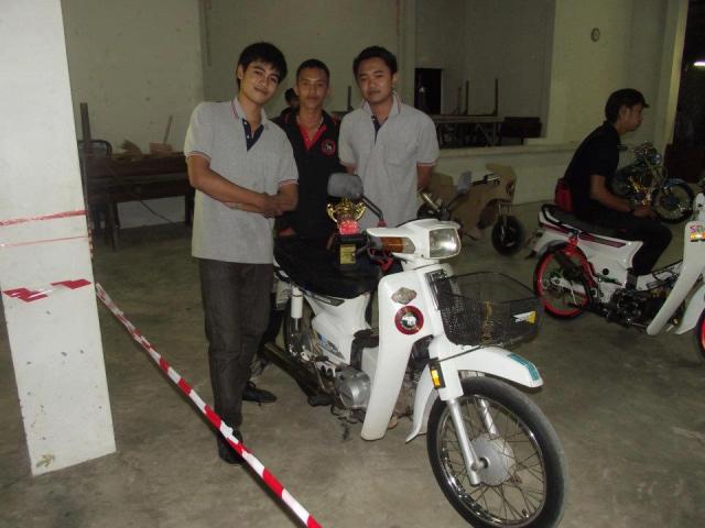 Name:  554271_407329585964416_100000621357937_1297224_1998149139_n.jpg
Views: 240
Size:  40.0 KB