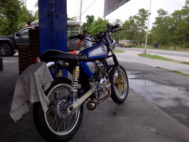 Name:  Makham Lom-20120526-00329.jpg
Views: 524
Size:  55.2 KB
