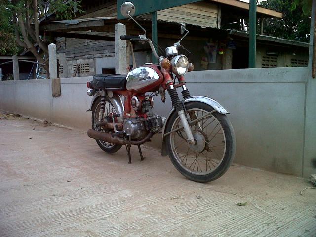 Name:  IMG00784-20120523-1817.jpg
Views: 987
Size:  57.0 KB